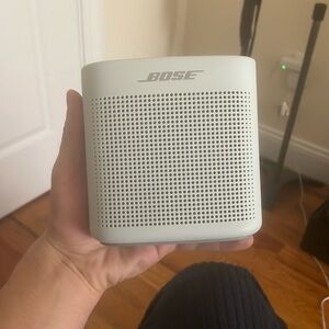 Bose color II soundlink